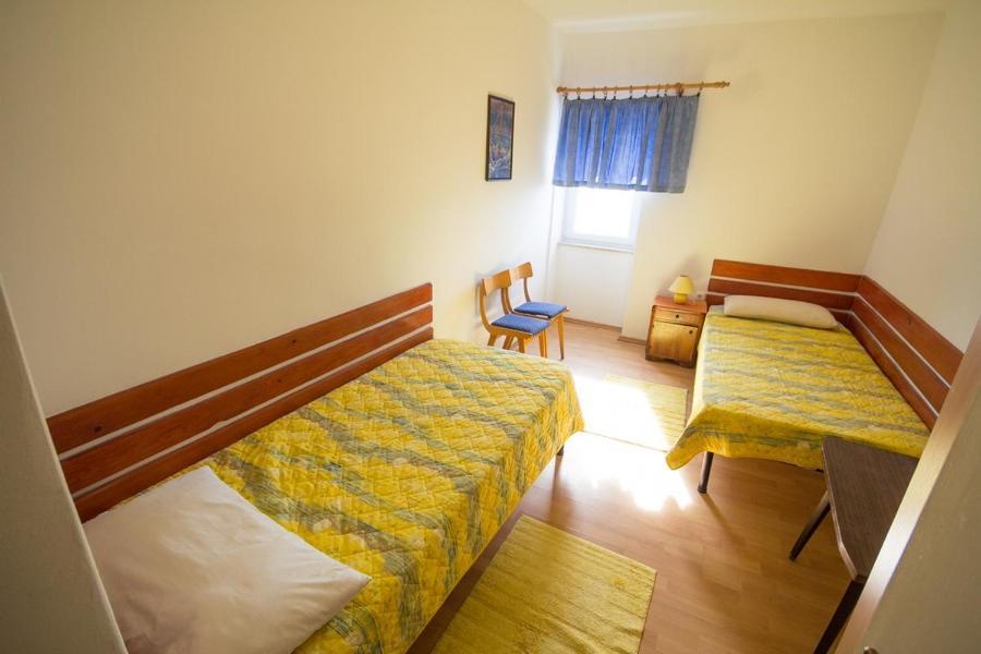 Apartment Bencic Karigador Exteriör bild